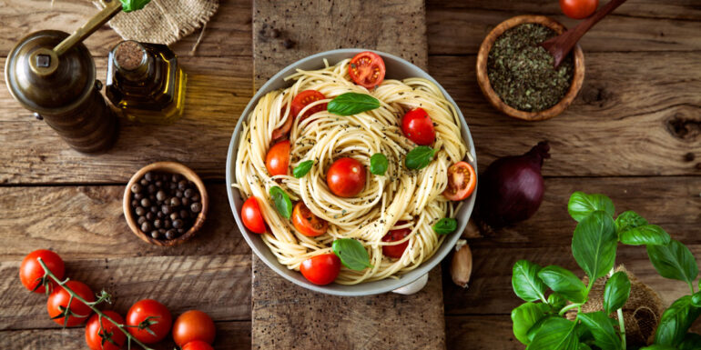 product-noodle tomato